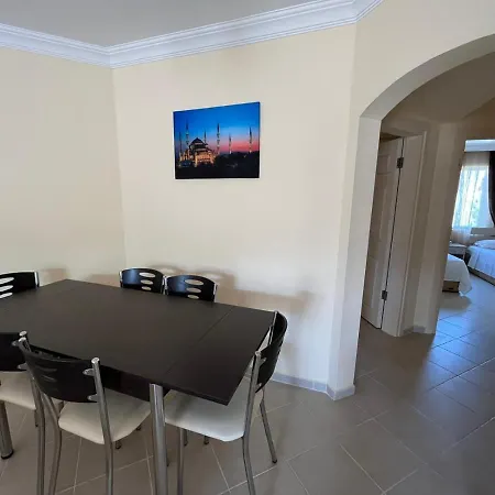 منتزه العطل Botanic Gardens Sitesi Lily5 دالامان