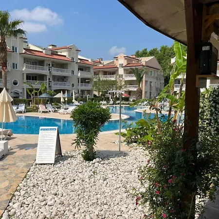 Botanic Gardens Sitesi Lily5 * دالامان